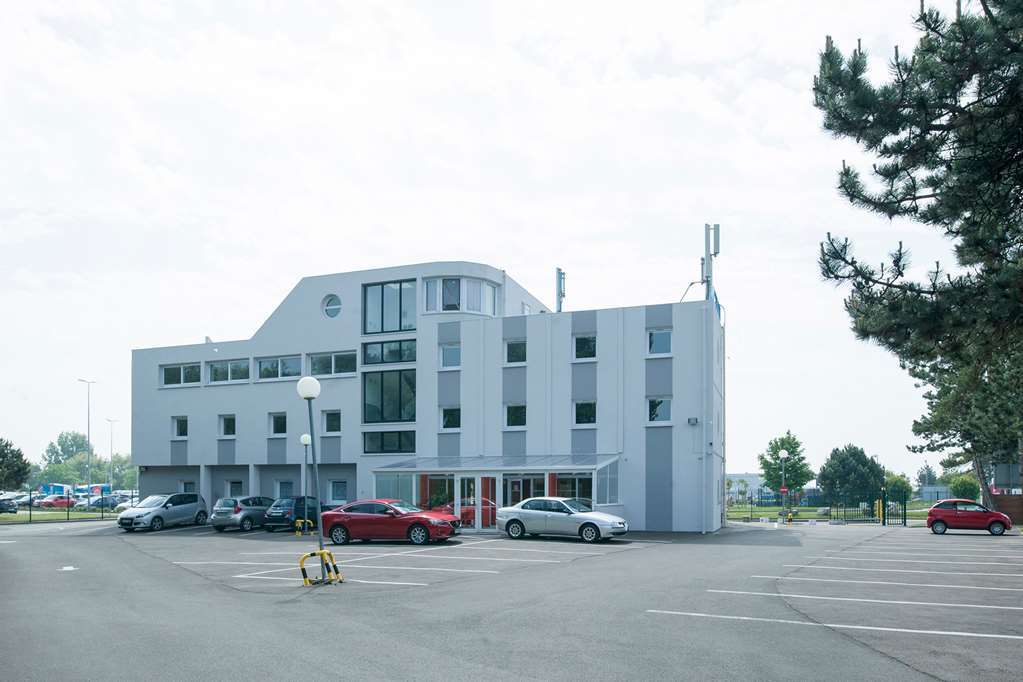 The Originals Boutique, La Maison Rouge, Lens Ouest Noeux-les-Mines Exterior photo